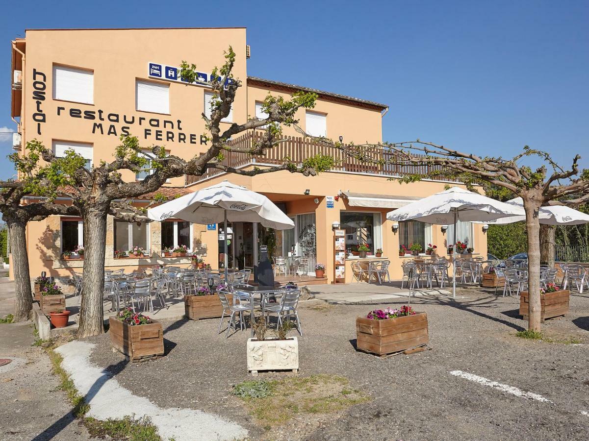 Hostal Mas Ferrer Cornellá de Terri Екстериор снимка