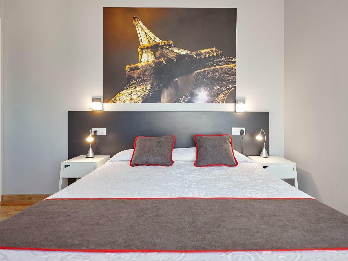 Hostal Mas Ferrer Cornellá de Terri Екстериор снимка